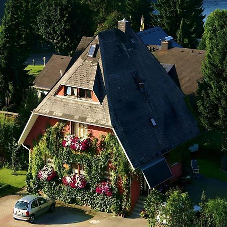 Haus Am Tannenhain Titisee-Neustadt Exterior photo